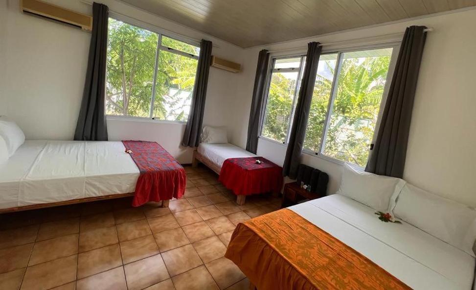 Pare Lodge Tahiti Pirae Bilik gambar